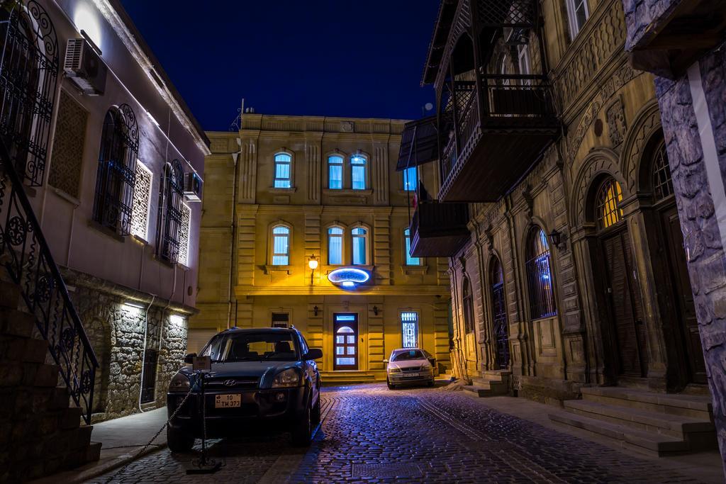 Premier Old Gates Hotel Baku Exterior photo