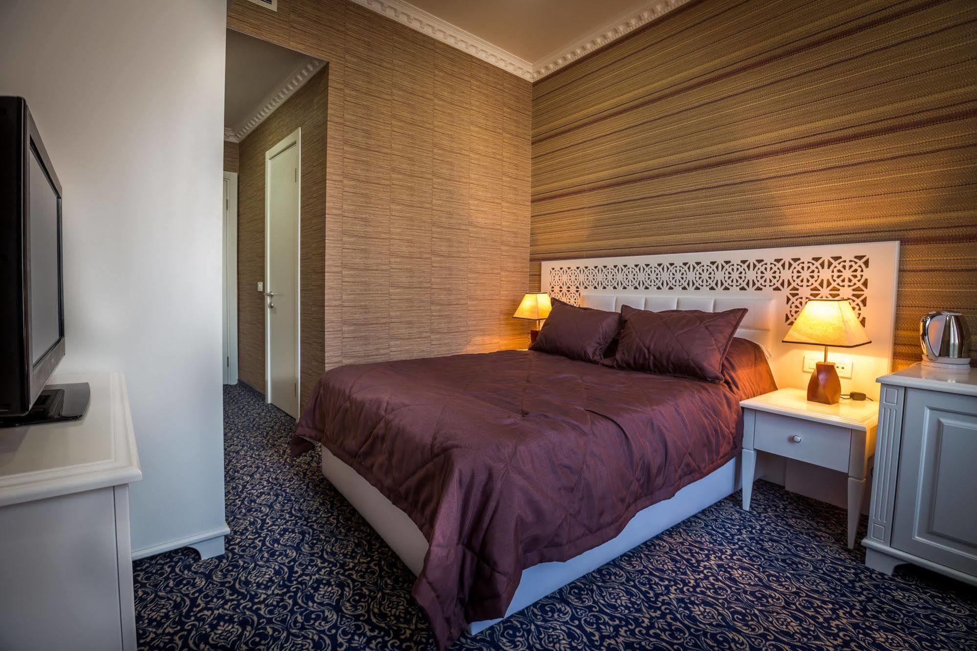 Premier Old Gates Hotel Baku Exterior photo