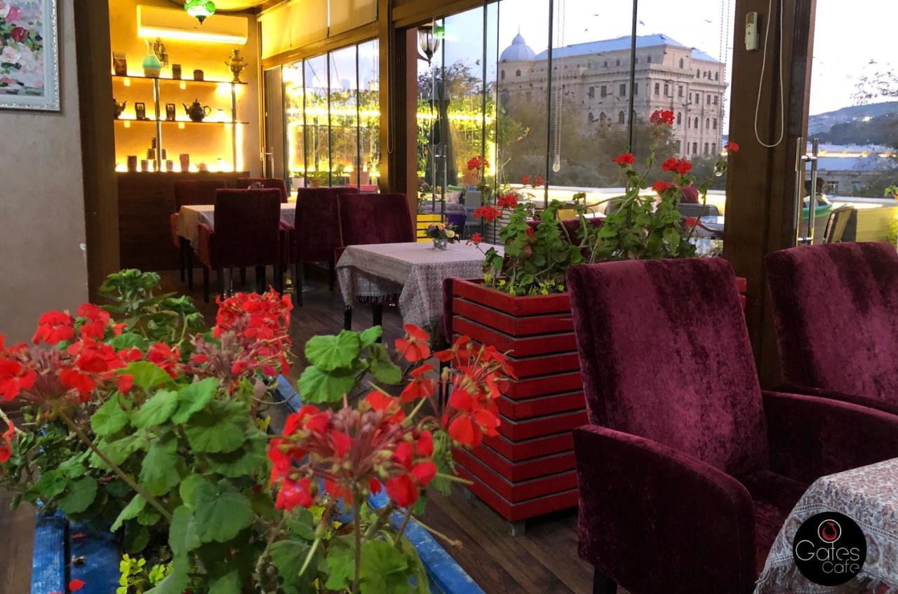 Premier Old Gates Hotel Baku Exterior photo